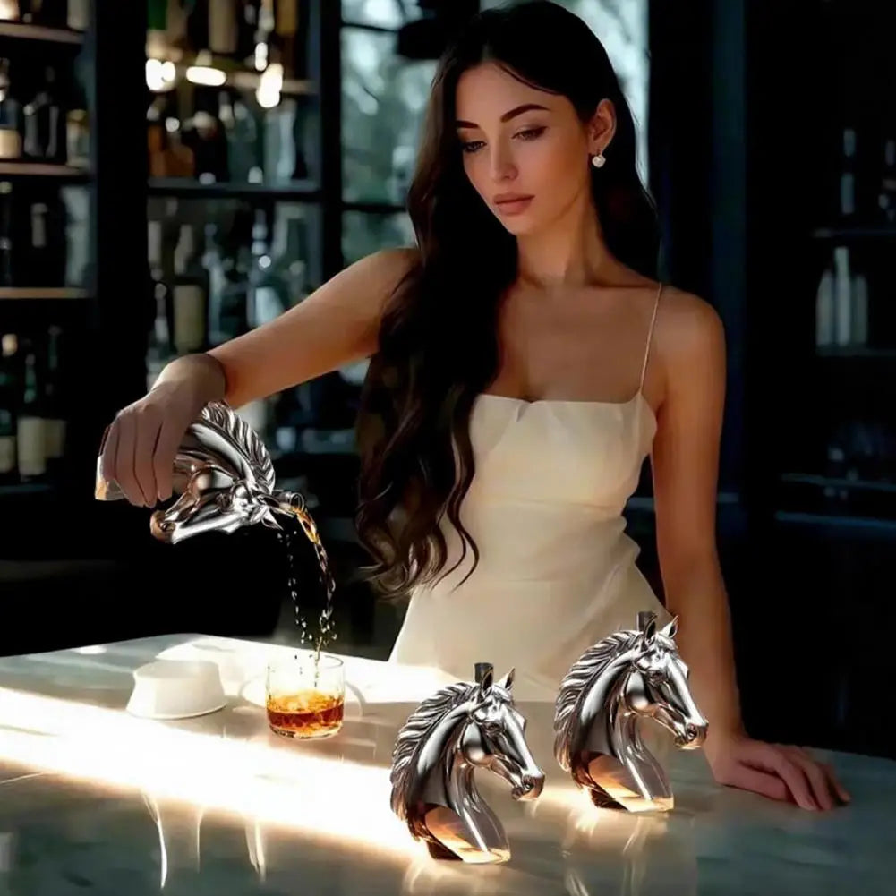 Horse Head Decanter Whiskey Decanter Unique Horse Head Whiskey Decanter Bottle Glass Liquor Container Elegant Bar Decor for Home